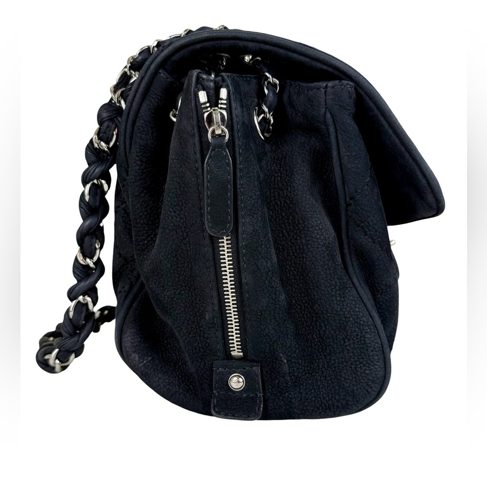 CHANEL TIMELESS CLASSIC DARJEELING FLAP BAG IN BLACK CHANEL NUBUCK LEATHER - Picture 5 of 14